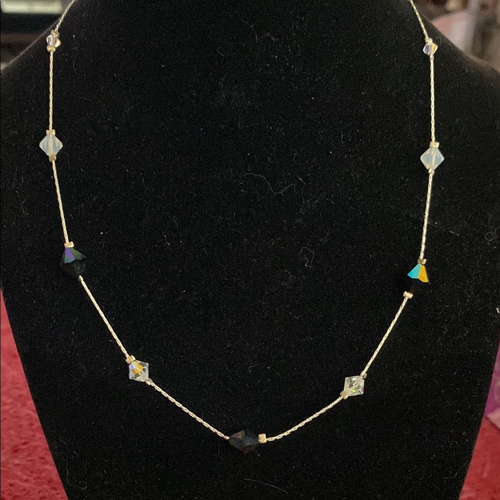 Elegant silver Necklace with Crystal Accents